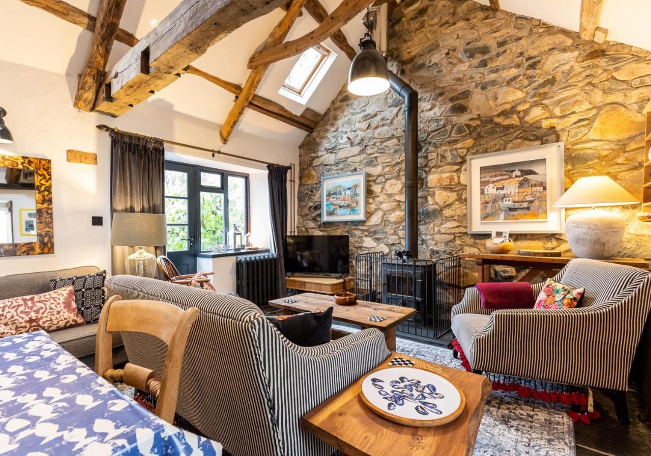 Bwthyn Capten - A Charming Cottage For Up To 6 Newport  Eksteriør bilde